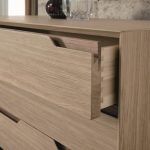 Aparadoresen madera maciza italiana